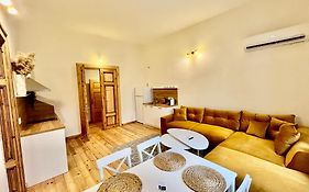 Skyler Vintage Apartments